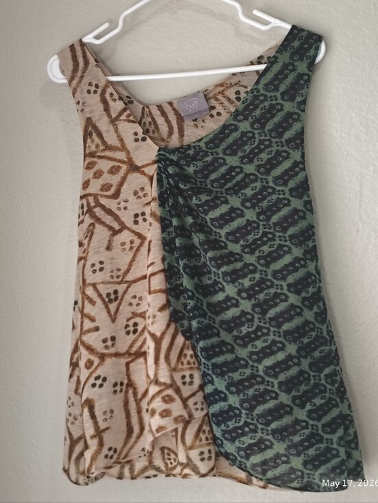 Anthropologie Tops - Anthropologie Vanessa Virginia Green Tan Batik Tank Size S ARTSY LAGENLOOK BOHO